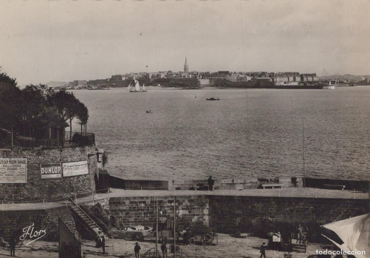Postcards: France Dinard Vue Rade et Saint Malo Fortifi&eacute;e Architecture Unposted *YAD689
