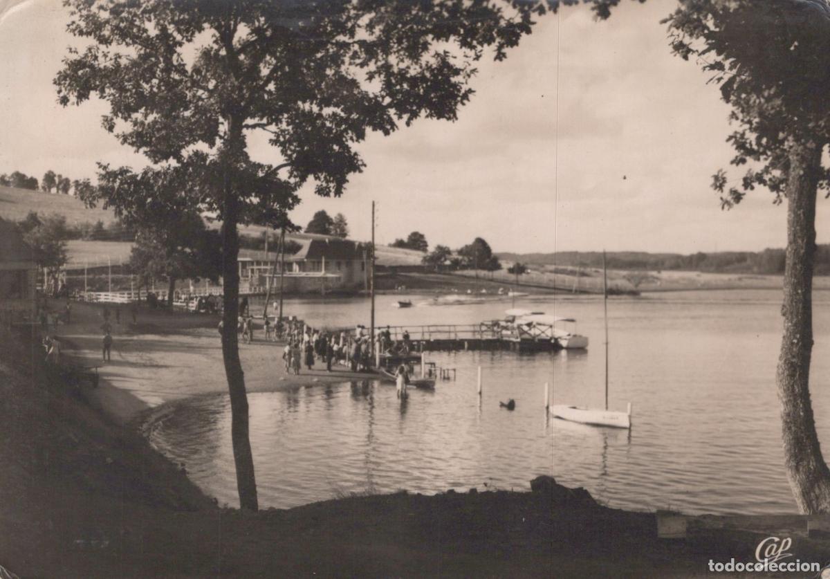 Postcards: France Neuvic D Ussel Gorges Dordogne Lac Plage Unposted *YAD704