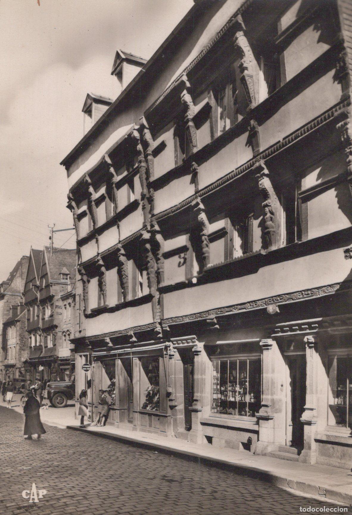 Postcards: France Lannion Maison du Xvie S Rue Geoffroy de Pont Blanc Unposted *YAD621