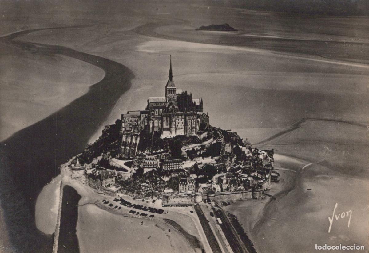 Postcards: France Mont Saint Michel Vue A&eacute;rienne Abbaye &Icirc;lot Tombeleine Unposted *YAD720