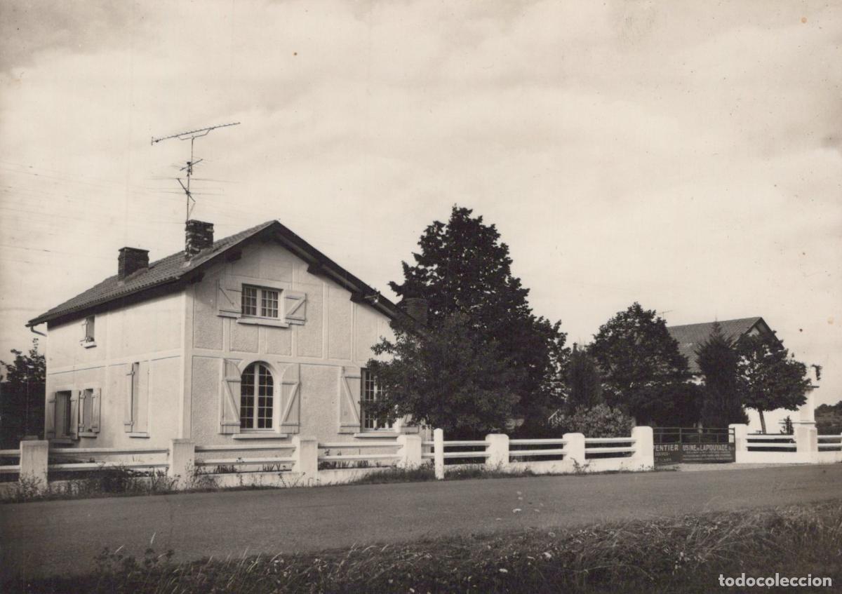 Postcards: France Lapouyade Usine Charpentier B&acirc;timent Real Photo Unposted *YAD755