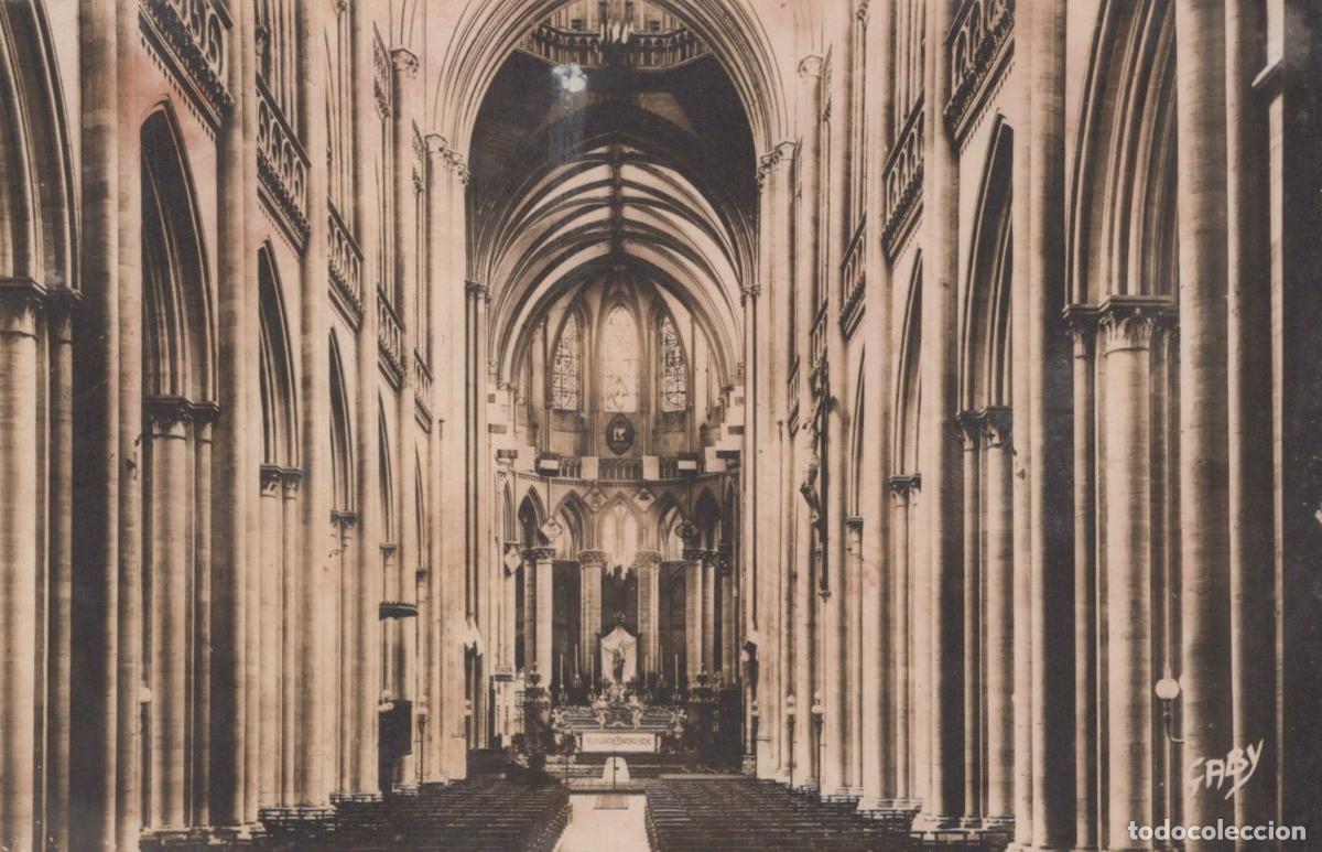 Postcards: France Coutances Cath&eacute;drale Int&eacute;rieur Gothique de la Real Photo Unposted *YAD891