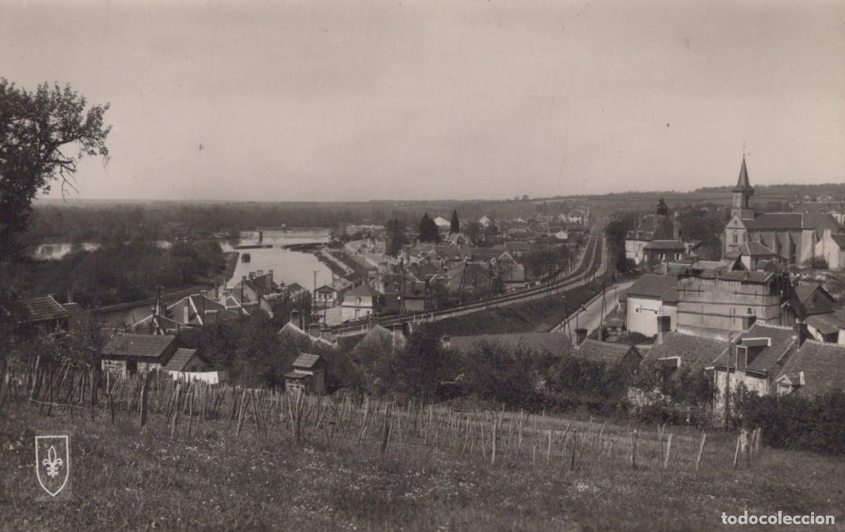 Cartes Postales: France D&eacute;cize Vue G&eacute;n&eacute;rale Saint L&eacute;ger des Vignes Real Photo Unposted *YAD915