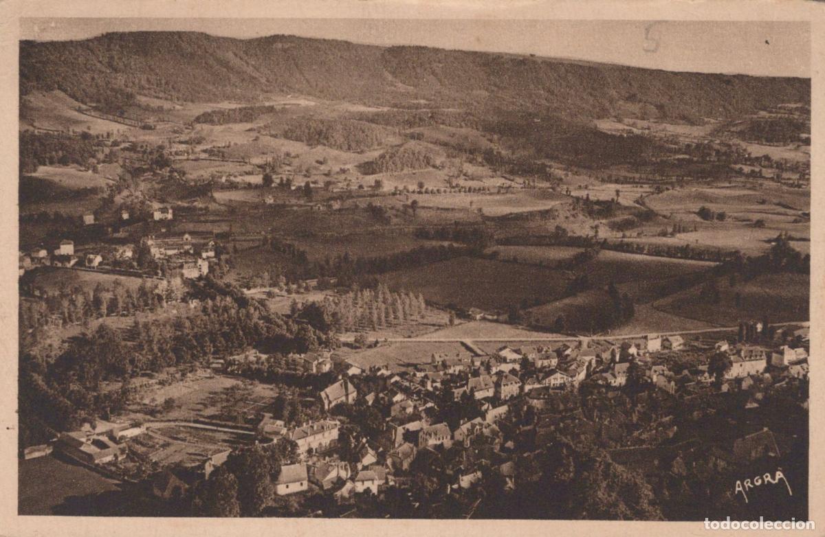 Postcards: France VIC sur C&egrave;re Vue Panoramique du Village et Paysage *YAD268