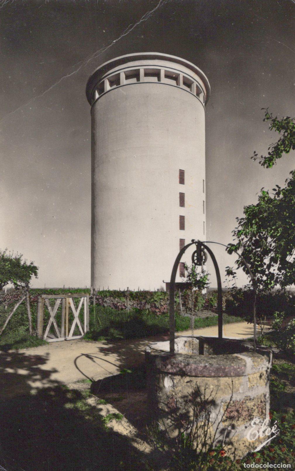 Postkarten: France Saint Andre de Cubzac Ch&acirc;teau D Eau et Puits *YAD158