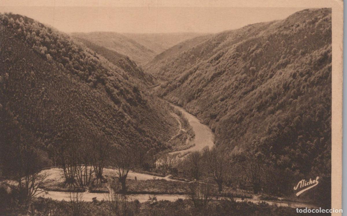 Postkarten: France Gl&eacute;ny Gorges de la Dordogne Pont D Eylac Vue Panoramique Unposted *YAD308