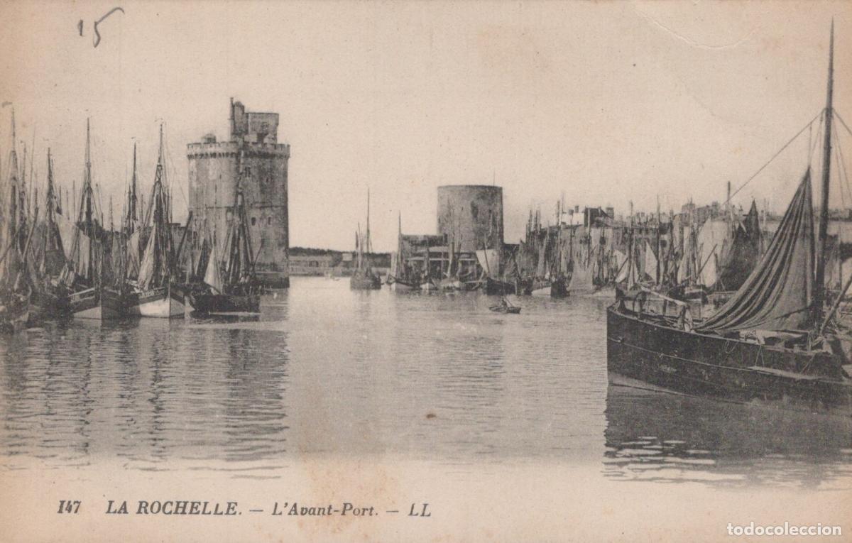 Postcards: France La Rochelle L Avant Port Tours M&eacute;di&eacute;vales Unposted *YAD482