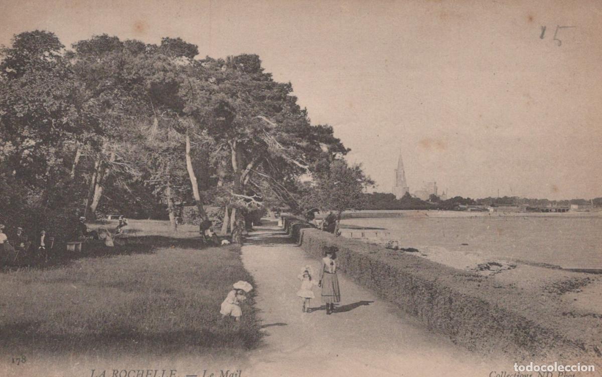 Postkarten: France La Rochelle Le Mail Promenade Figures 1907 *YAD488
