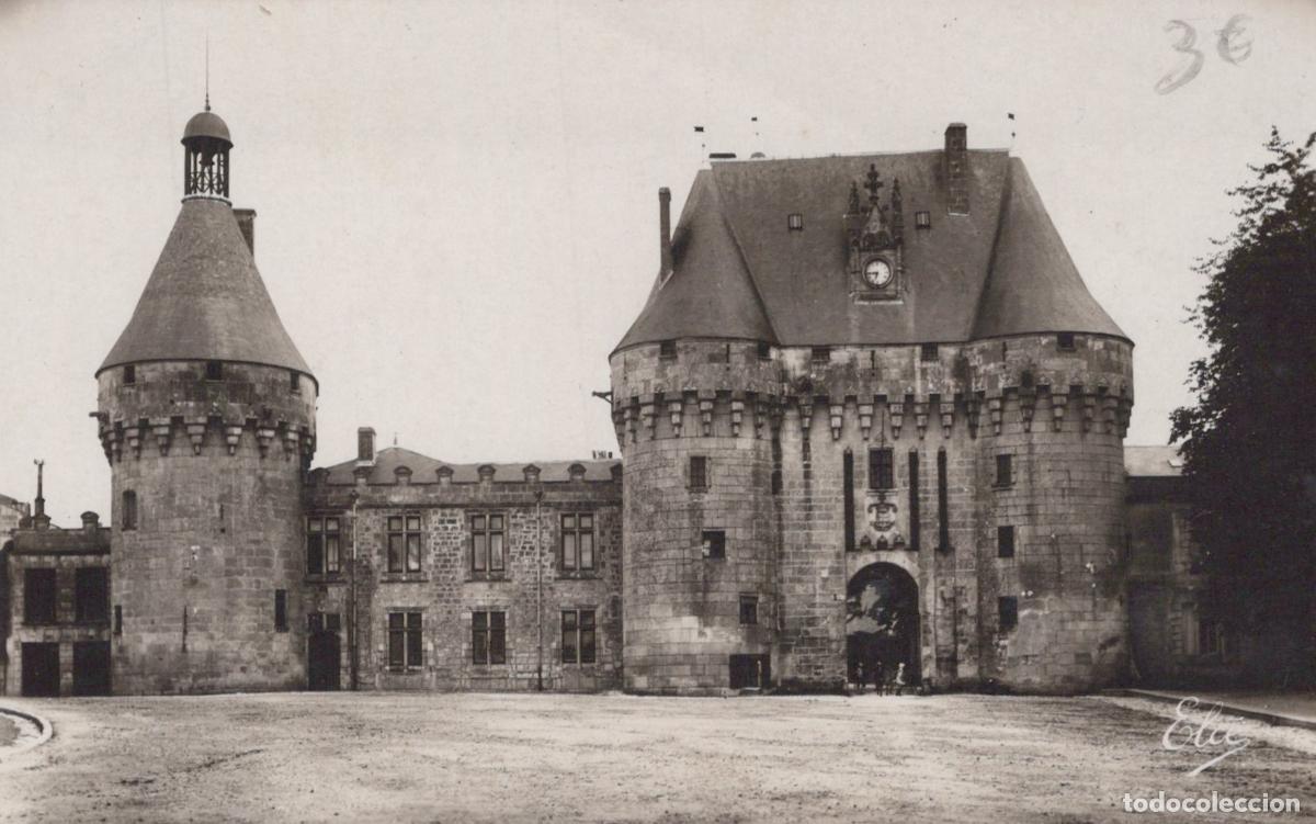 Postales: France Jonzac Ch&acirc;teau du Xiie Si&egrave;cle Architecture *YAD588