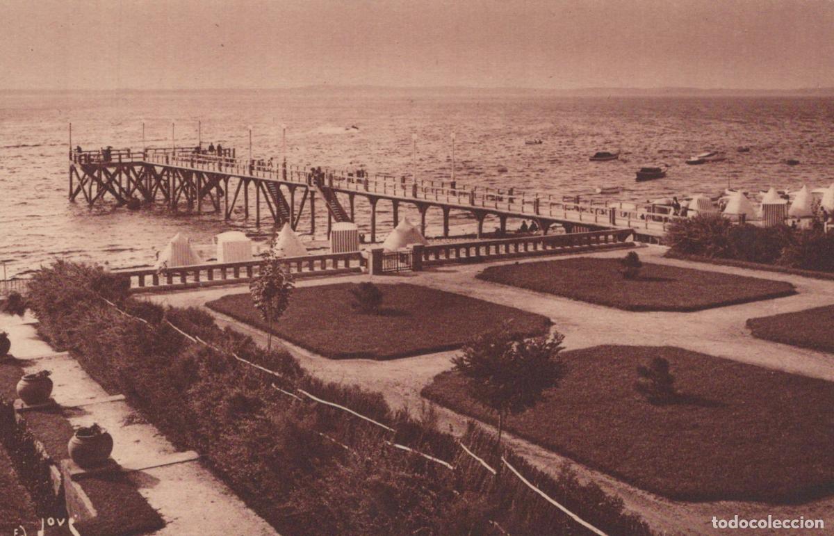 Postcards: France Arcachon Le Moulleau Jet&eacute;e Promenade sur Bassin Unposted *YAD608
