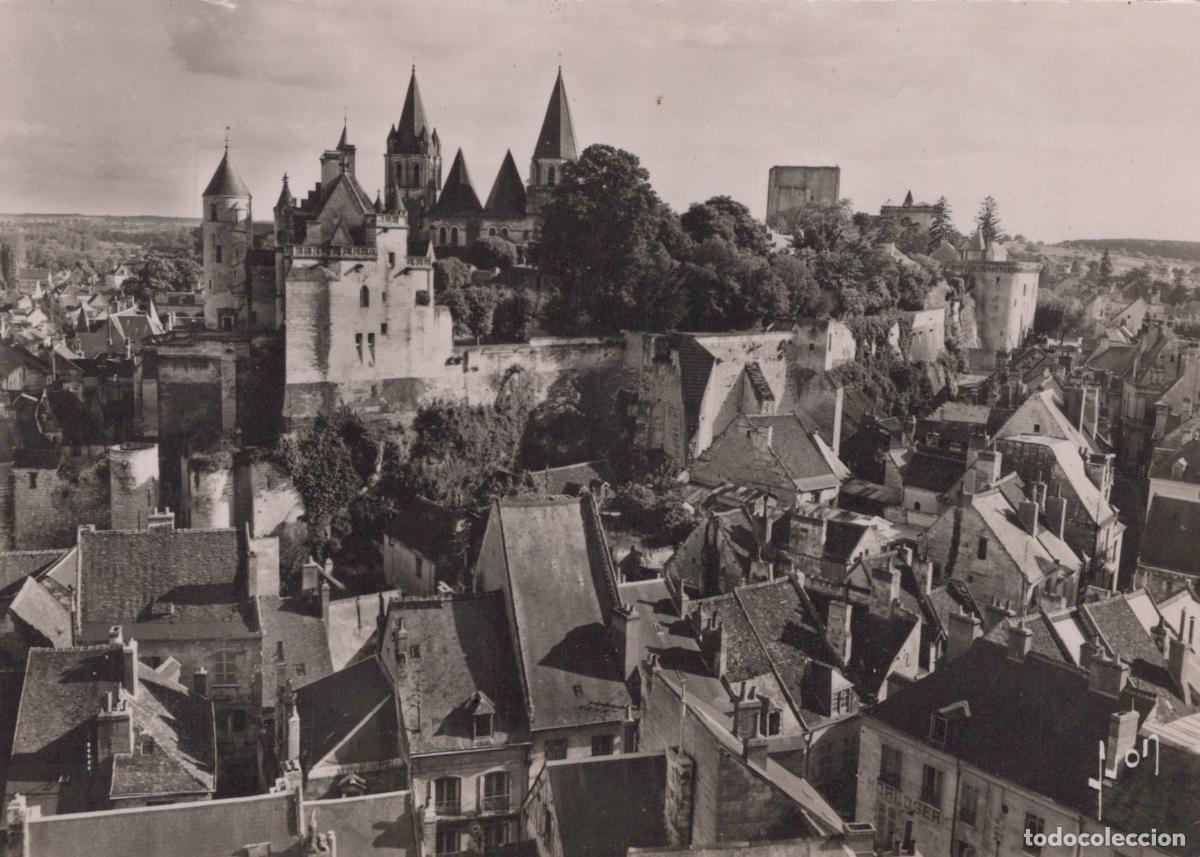 Cartes Postales: France Loches Ch&acirc;teau de Enceinte M&eacute;di&eacute;vale Post&eacute;e *YAD687