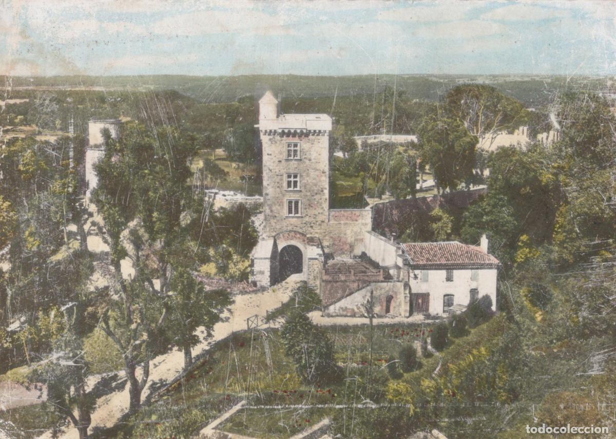 Cartes Postales: France Montendre les Pins Ch&acirc;teau Tour A&eacute;rienne Circul&eacute;e *YAD753