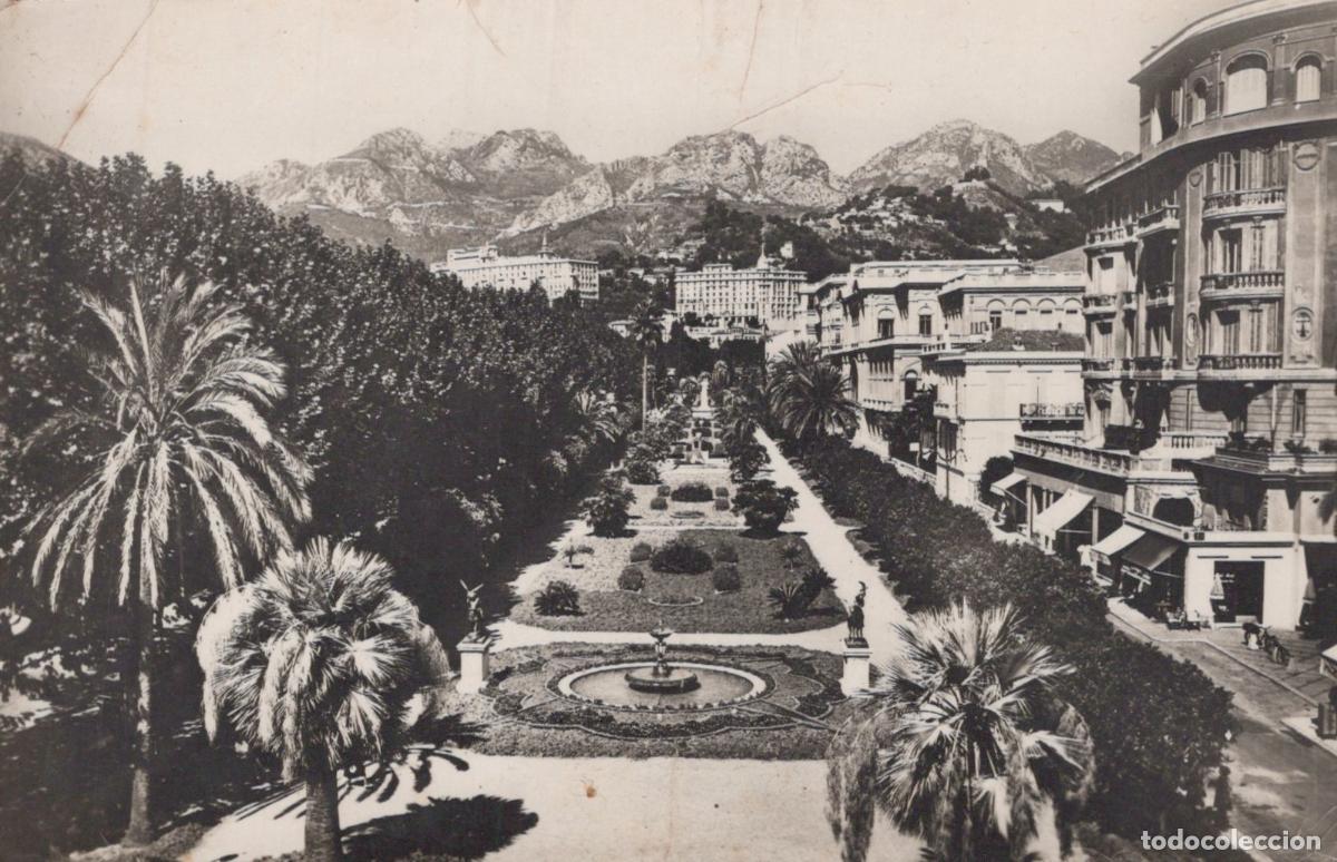 Postcards: France Menton Jardin Public B&acirc;timents Montagnes Real Photo *YAD773