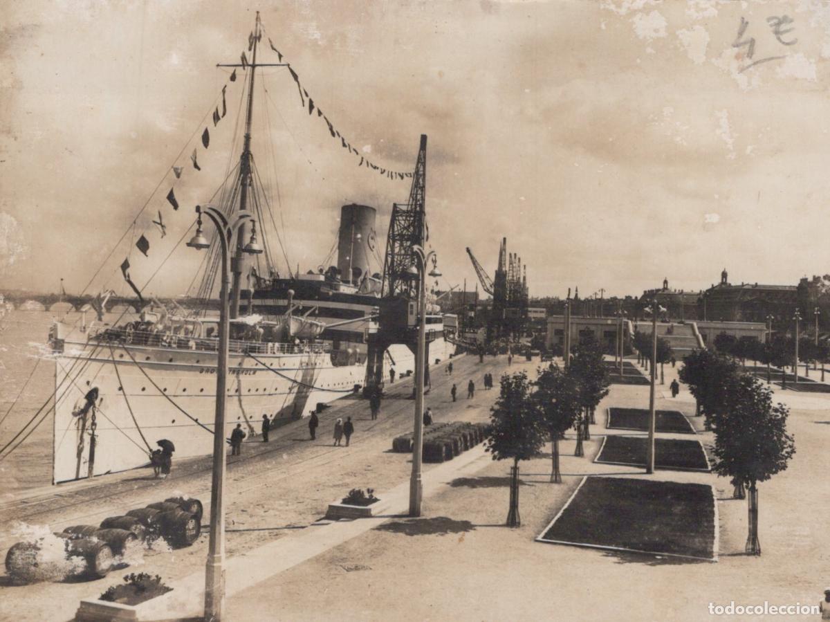 Postcards: France Bordeaux Paquebot Amarr&eacute; Terrasses Quinconces Port *YAD813