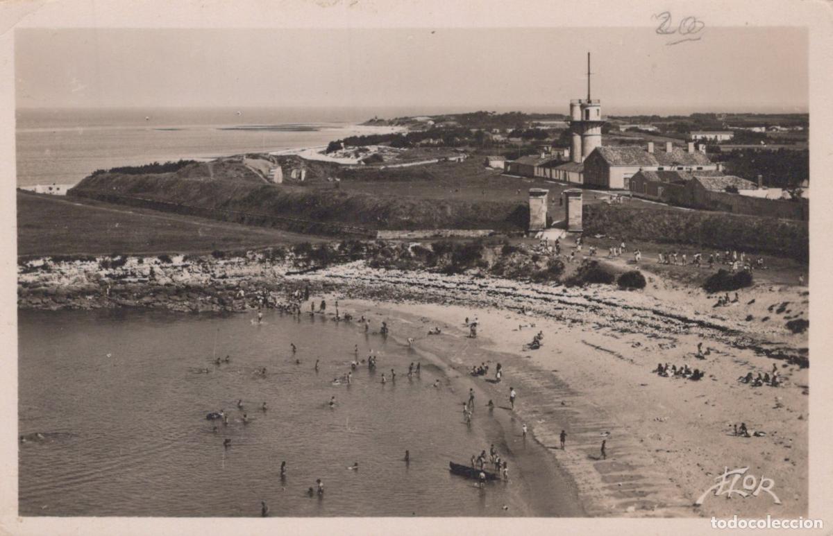 Cartoline: France Ile d Aix Plage Vue du Haut du Phare Posted *YAD874
