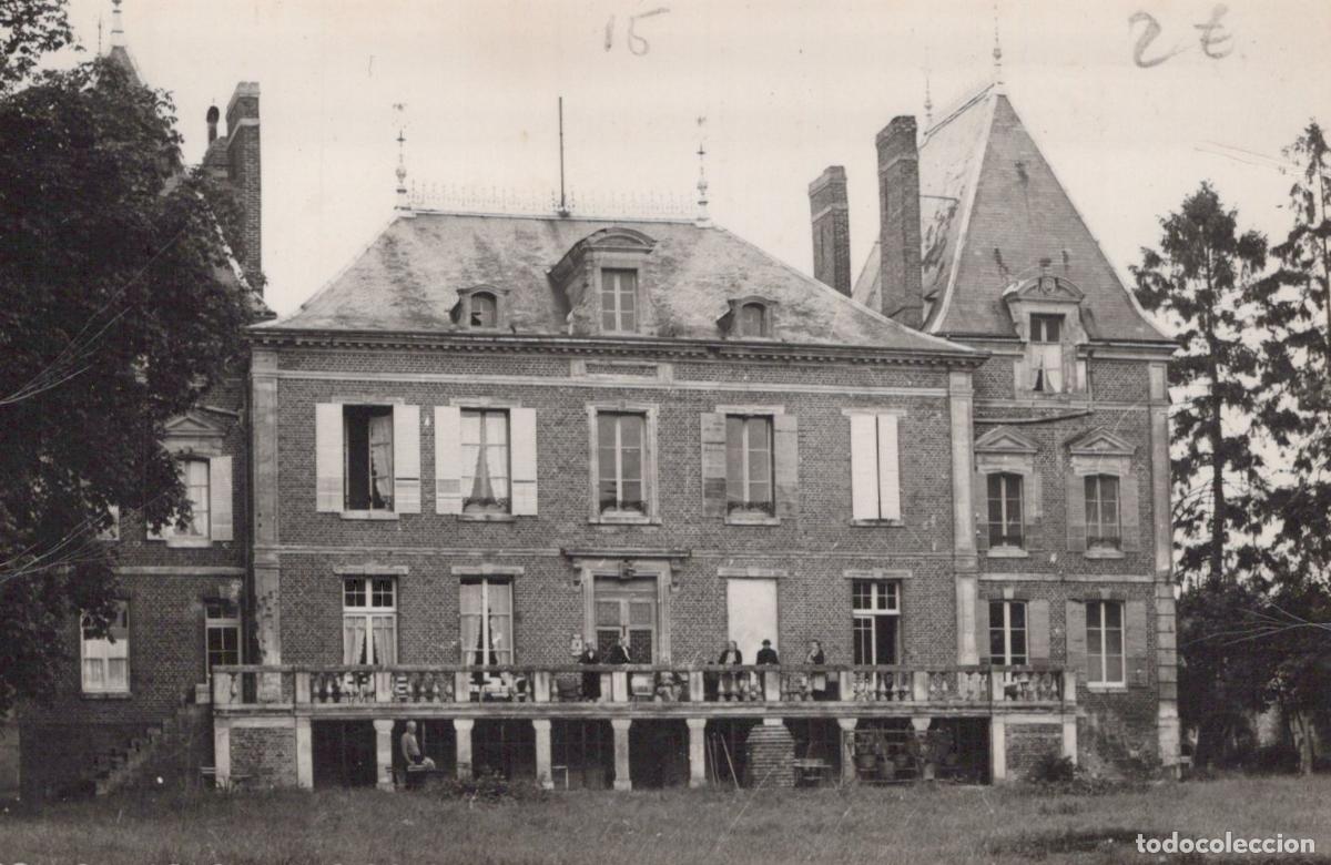 Postais: France Autremencourt Ch&acirc;teau Architecture Fa&ccedil;ade Personnes Unposted *YAD968