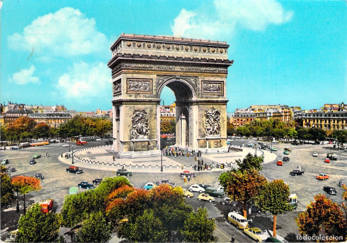 Postales: Postal de Paris: El Arco del Triunfo en la Place de l'Etoile