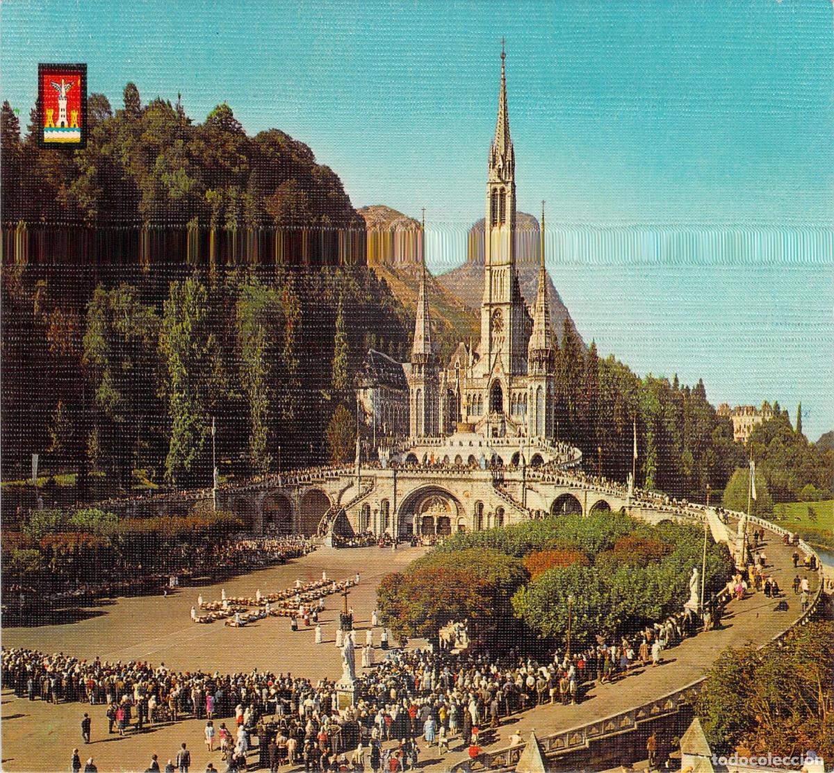 Postales: Postal de Lourdes mostrando el V&iacute;a Crucis en el santuario