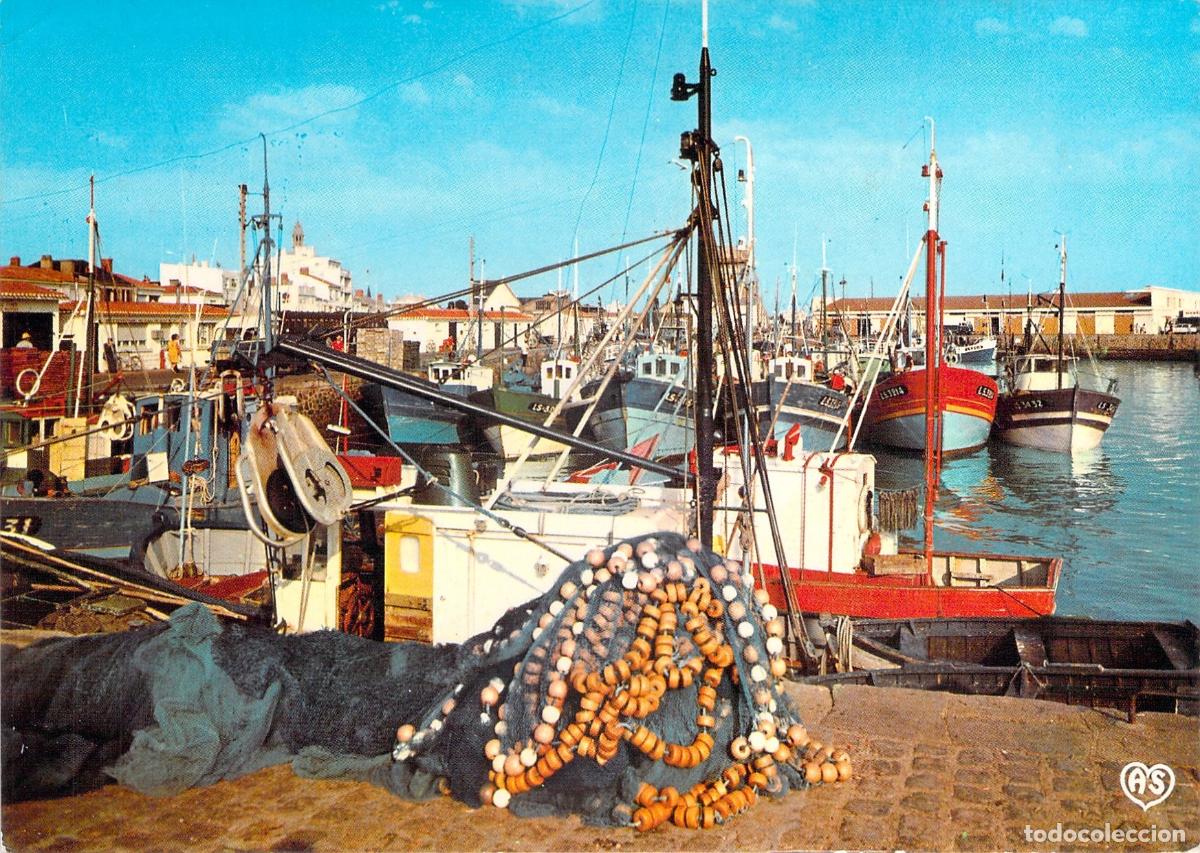 Postais: Postal de Saint-Gilles-Croix-de-Vie Francia Puerto con Barcos de Pesca