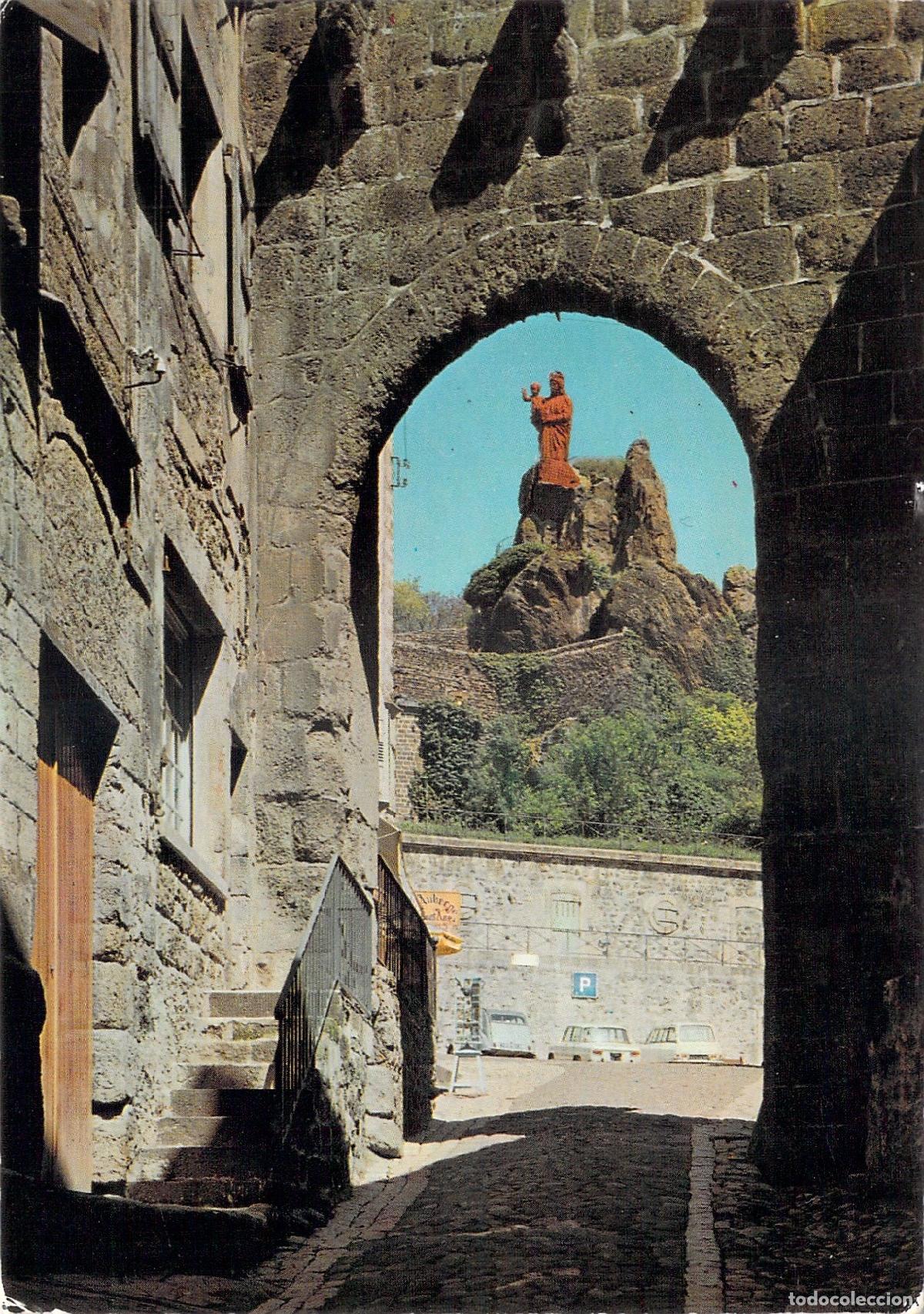 Postales: Postal de Le Puy, Porche Saint-Georges y estatua de Notre-Dame de France