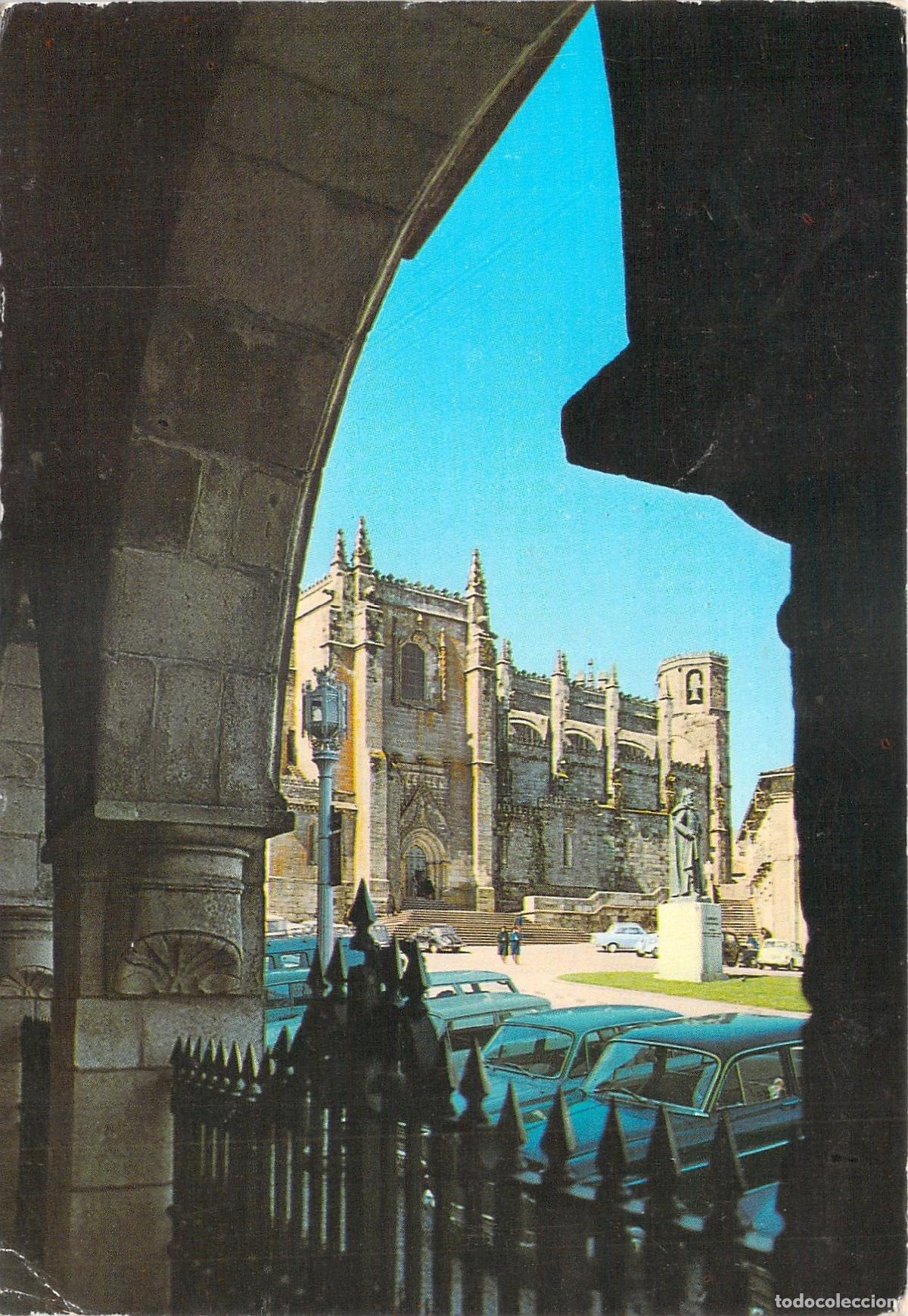 Postales: Postal de la Catedral de Guarda vista desde el Ayuntamiento