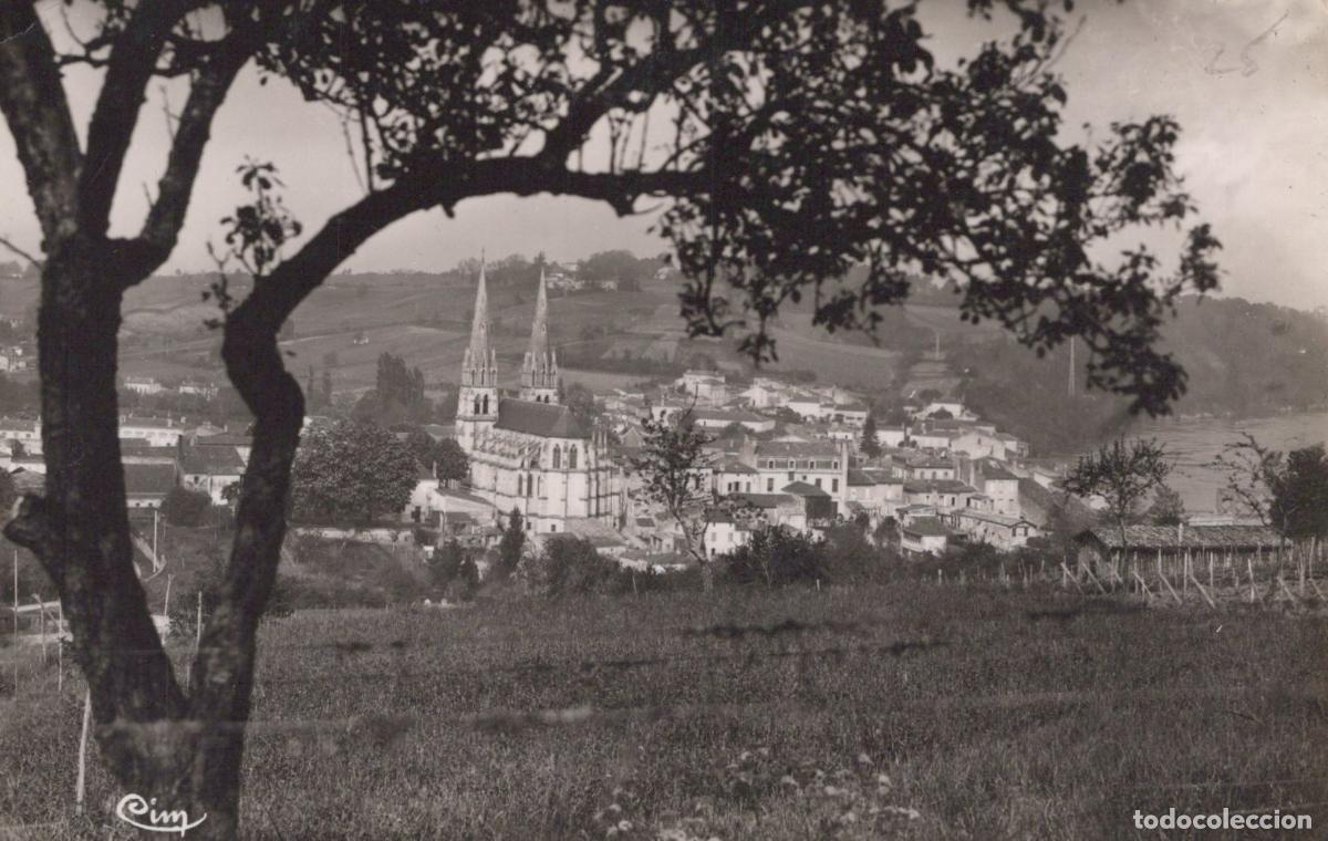 Postales: France Branne Village &Eacute;glise Panorama Real Photo Unposted *YAE023