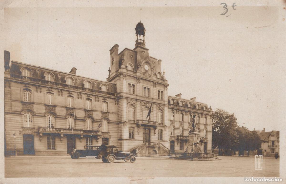 Postais: France Coutances Place de l Hotel de Ville *YAE080