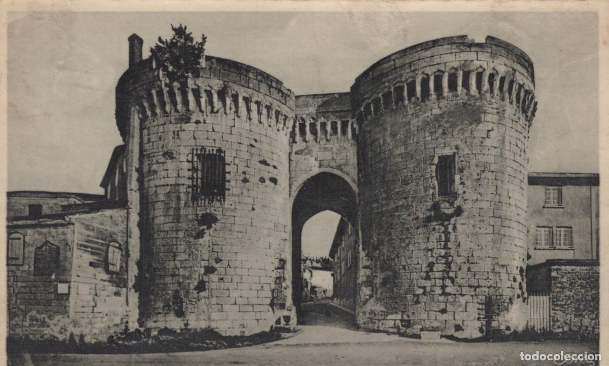 Cartes Postales: France Cognac Les Vieilles Tours Charente *YAE091