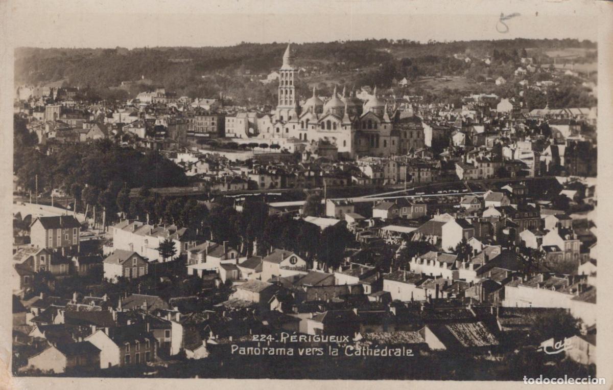Postcards: France Perigueux Panorama vers la Cathedrale *YAE120