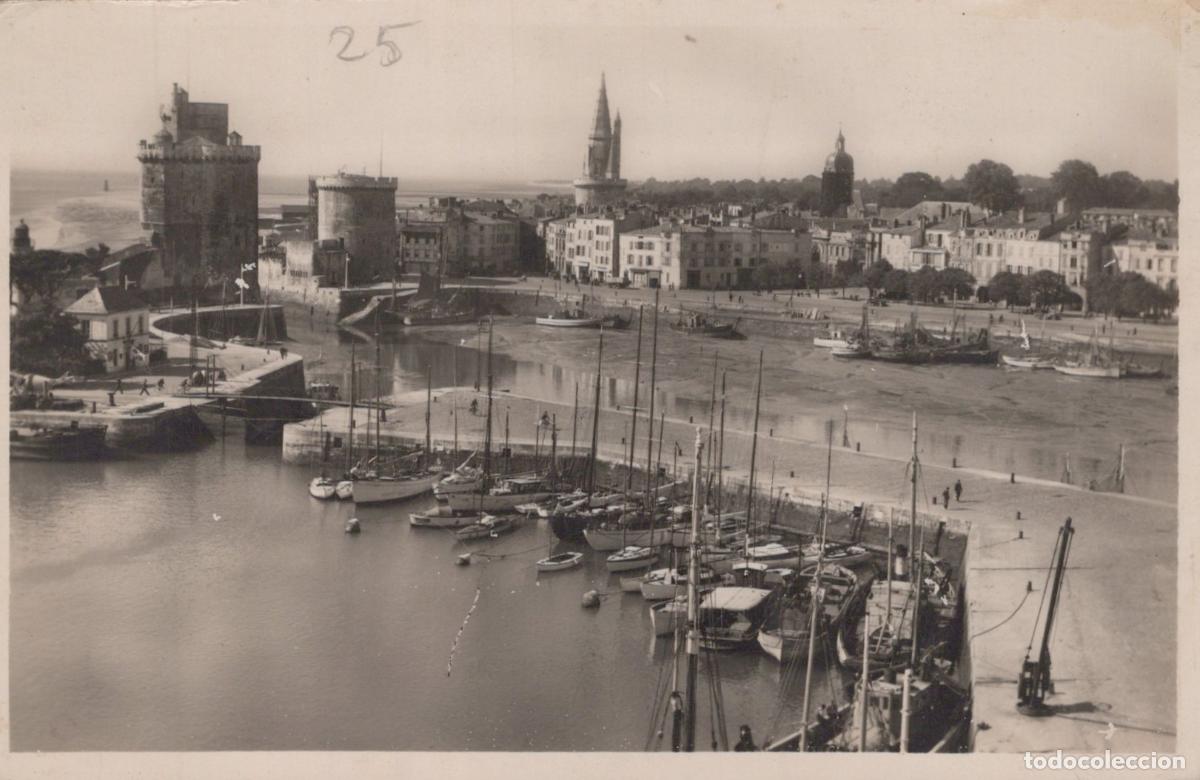 Postcards: France La Rochelle Port Tours Voiliers *YAE203
