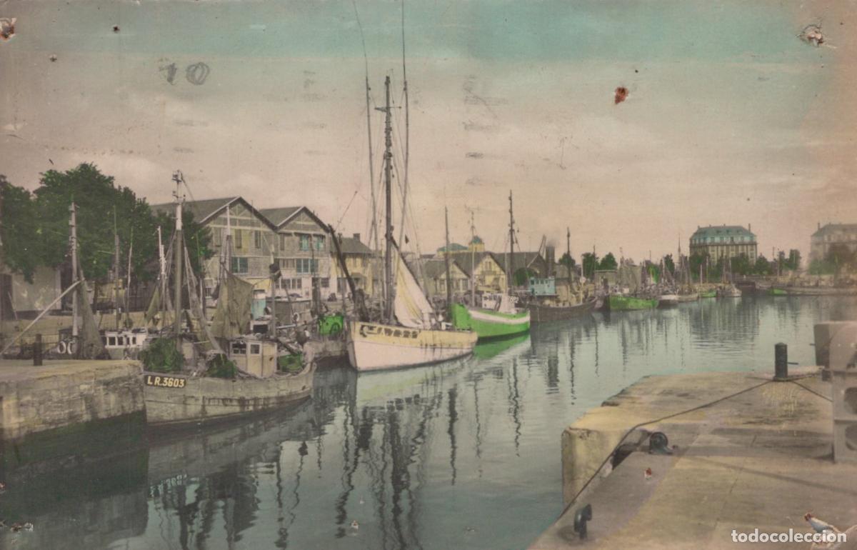 Postales: France La Rochelle Vieux Bassin Bateaux au Repos *YAE218