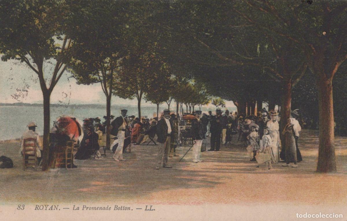 Postcards: France Royan Promenade Botton Foule en Bord de Mer *YAE224