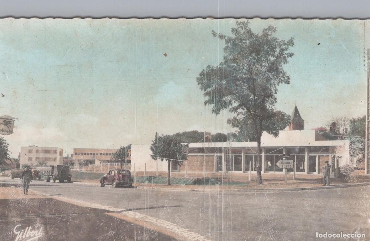 Postais: France Montendre les Pins Groupe Scolaire Charente Maritime *YAE150
