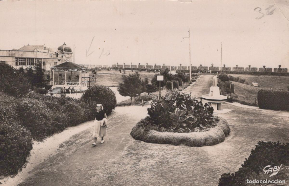 Cartoline: France Chatelaillon Colonie Beaus&eacute;jour Kiosque *YAE259