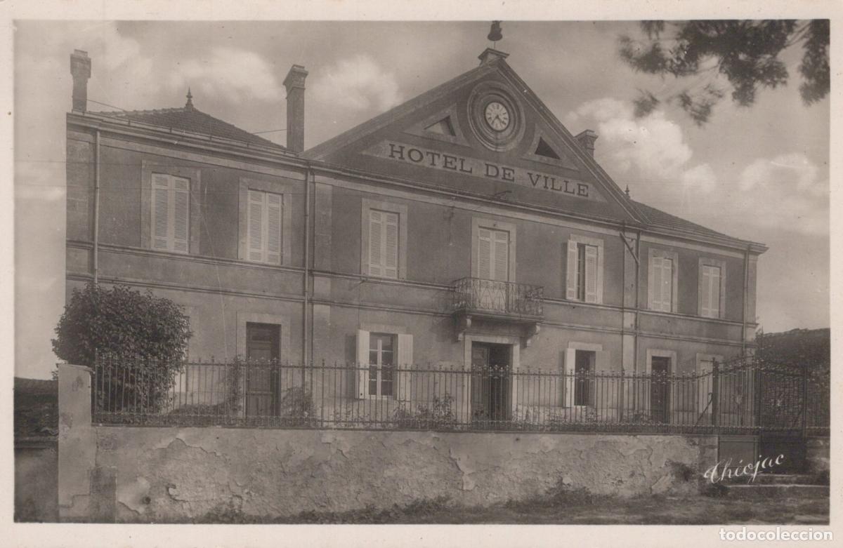 Cartes Postales: France Montlieu H&ocirc;tel de Ville B&acirc;timent Public *YAE279