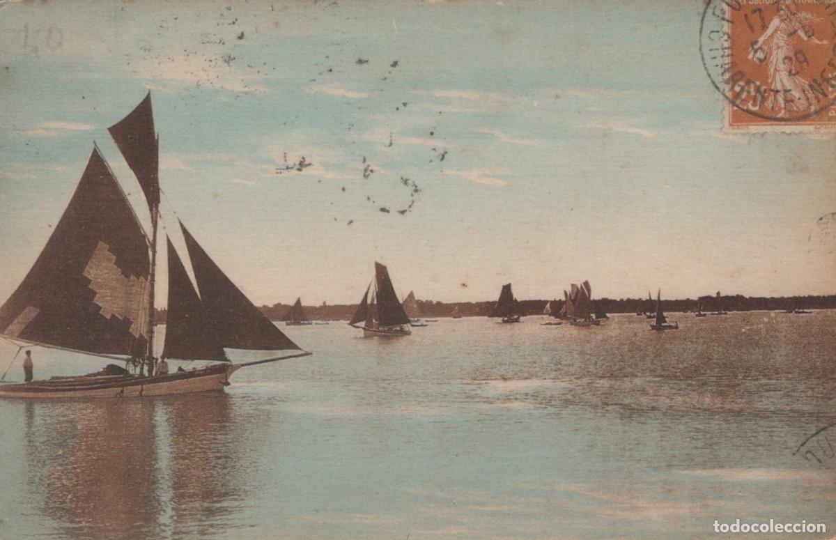 Cartes Postales: France Fouras Voiliers et Barques de P&ecirc;che sur Mer *YAE298