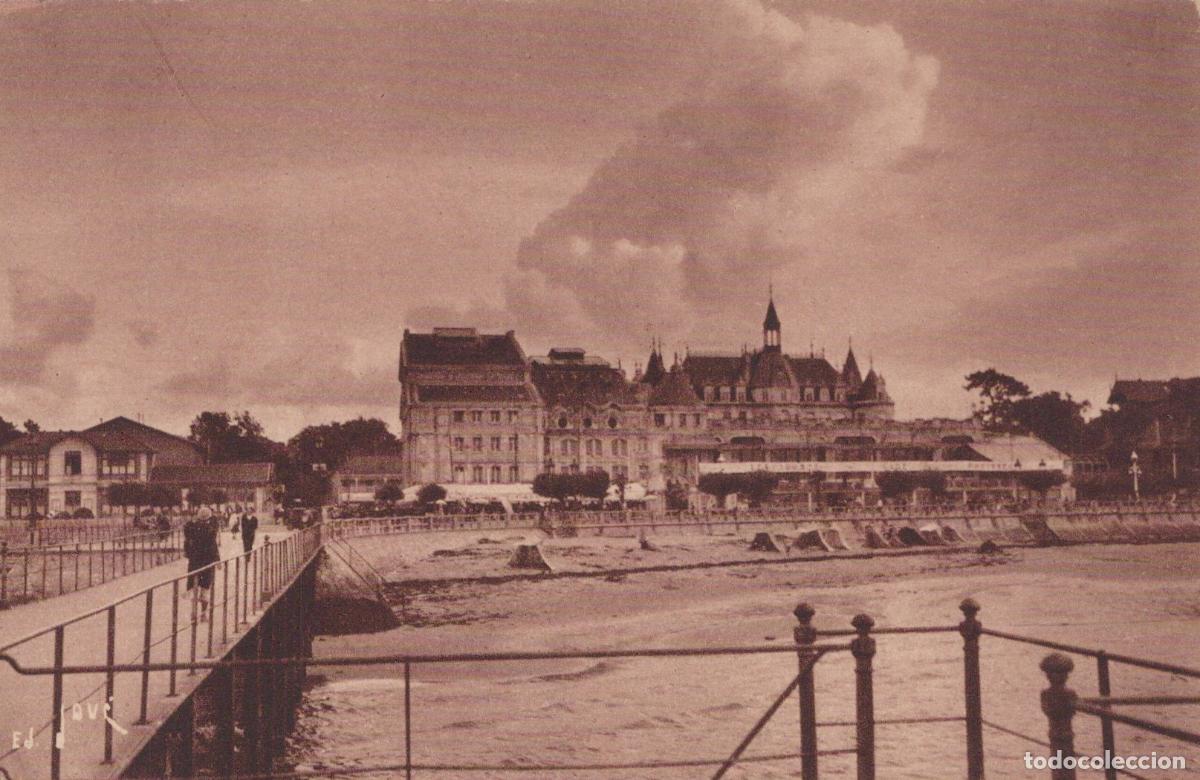 Cartes Postales: France Arcachon Casino de la Plage le Soir *YAE195
