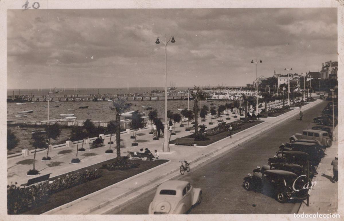 Postcards: France Arcachon Boulevard Promenade C&ocirc;tier Anim&eacute; 1945 *YAE192