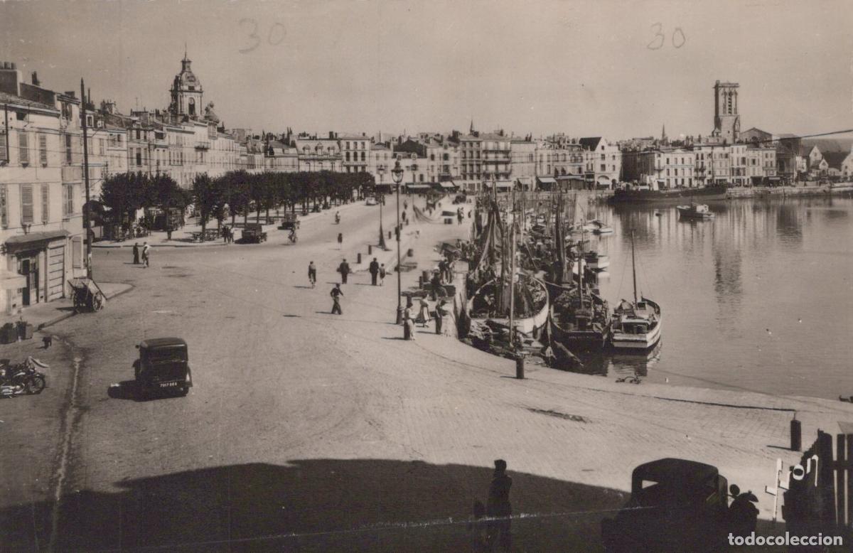 Postkarten: France La Rochelle Quai Wilson et le Port Bateaux de P&ecirc;che *YAE201
