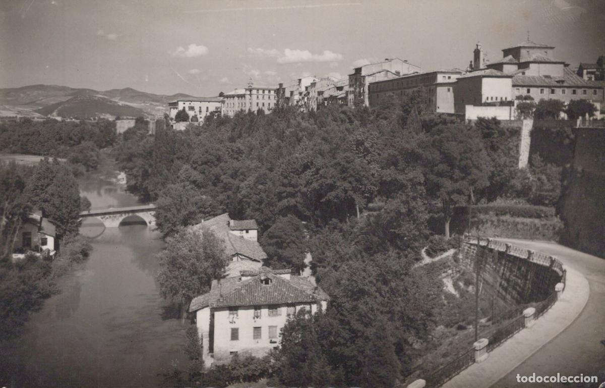 Cartes Postales: Espa&ntilde;a Pamplona Navarra R&iacute;o Arga Puente Ciudad Y Colina Unposted *YAE400