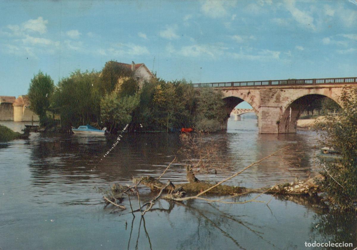 Postcards: France Poissy Vieux Pont Yvelines *YAE525