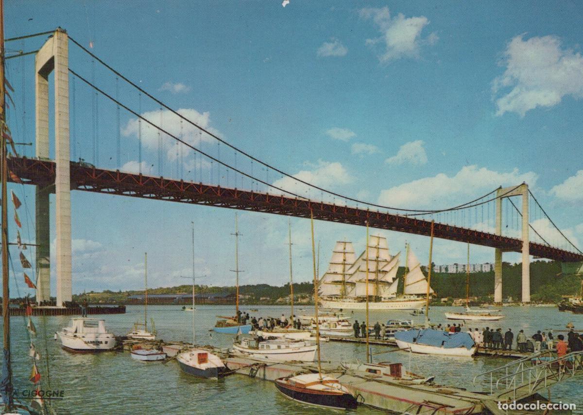 Postcards: France Bordeaux Pont D Aquitaine Port Voilier Unposted *YAE767