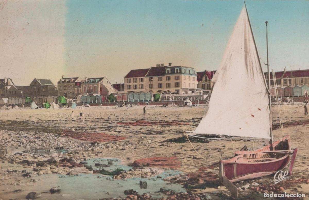 Cartoline: France Luc sur Mer Normandie Plage Bateaux Maisons Architecture *YAE431