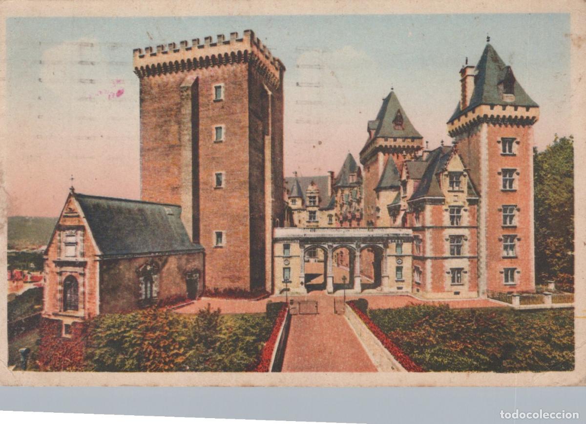 Cartes Postales: France Pau Ch&acirc;teau Donjon Fa&ccedil;ade Est Architecture *YAE448