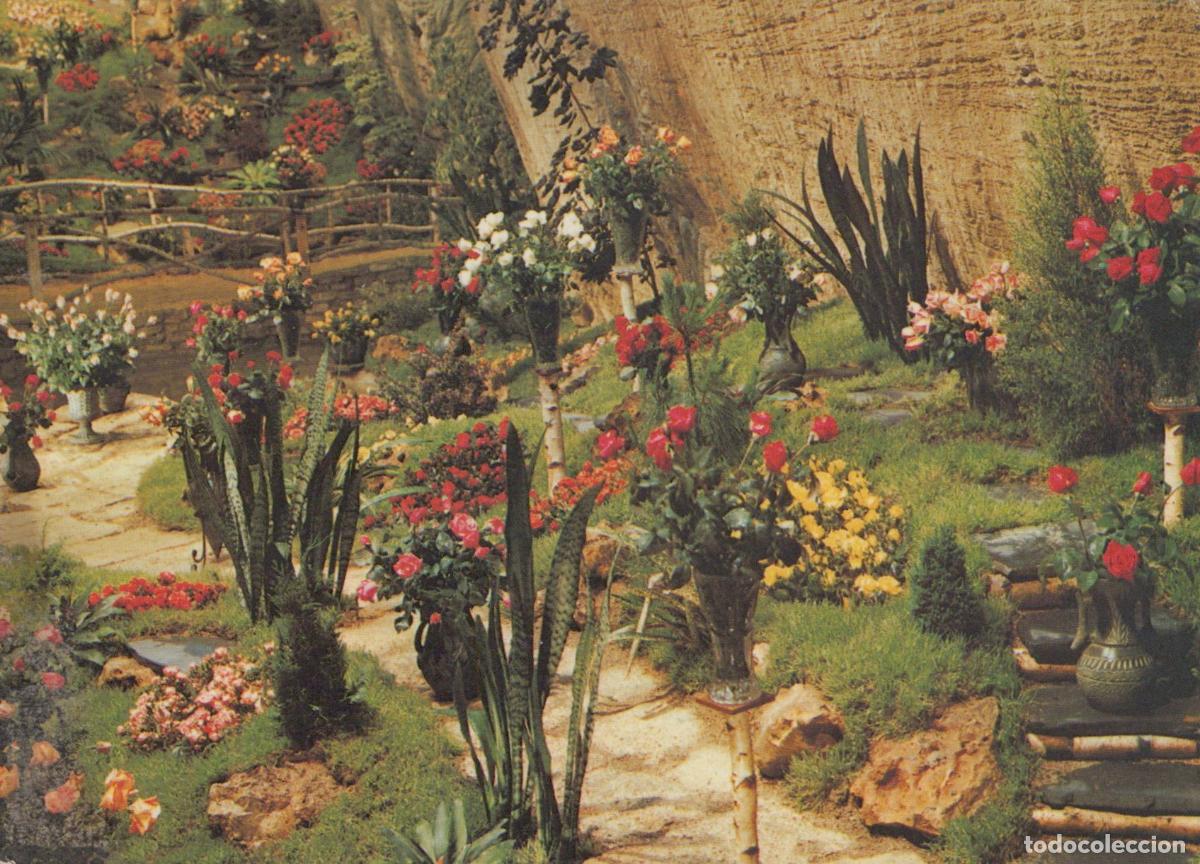 Postkarten: France Dou&eacute; la Fontaine Jardins Grottes des Ar&egrave;nes Unposted *YAE553