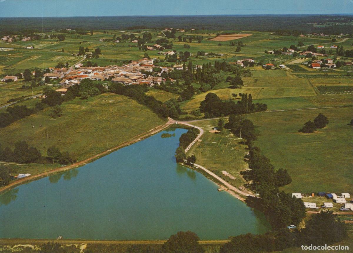 Postkarten: France Laruscade Lac des Vergnes et Village Paysage A&eacute;rien Unposted *YAE608