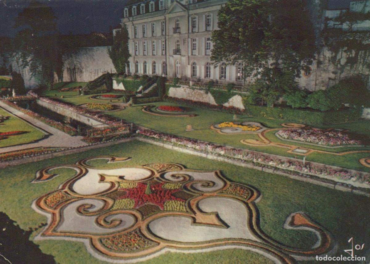 Postales: France Vannes Jardins de L Hermine Ch&acirc;teau et Paysage Nocturne *YAE843