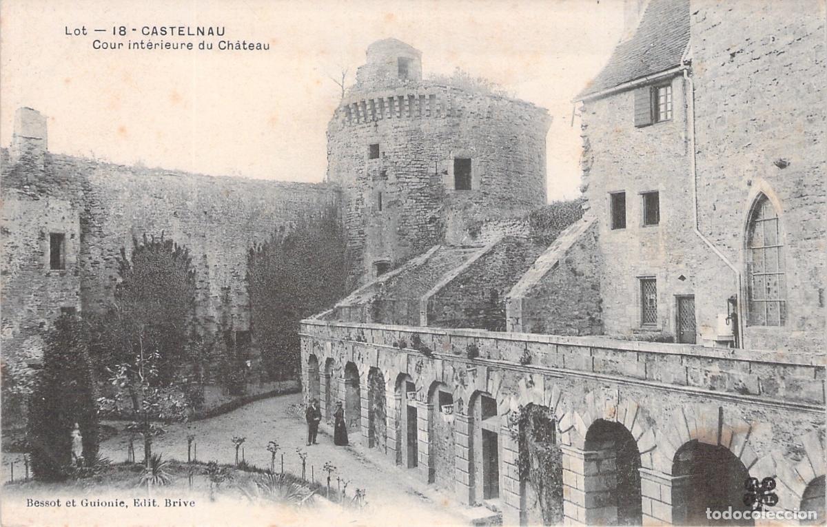 Postales: Postal del Patio Interior del Castillo de Castelnau en Lot