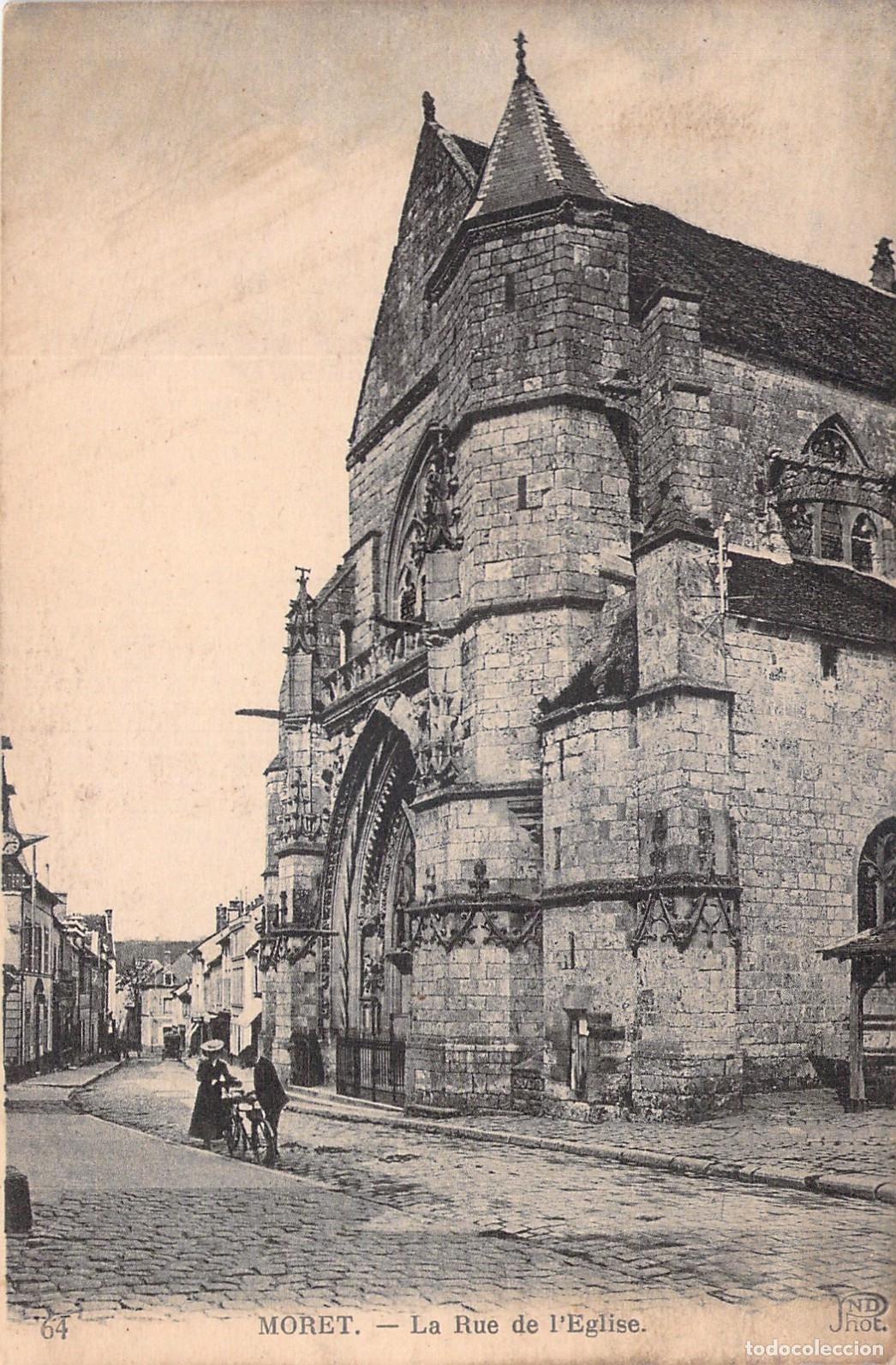 Postales: Postal de la Iglesia de Moret-sur-Loing en Francia