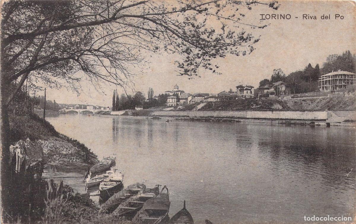 Postales: Postal de Tur&iacute;n con vista panor&aacute;mica del r&iacute;o Po y barcas